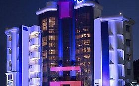 Hotel Pearl Kolkata